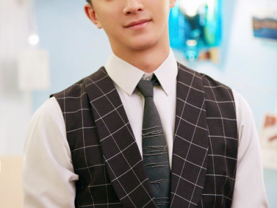 窦骁深情告白引粉丝尖叫：别这样，我害怕